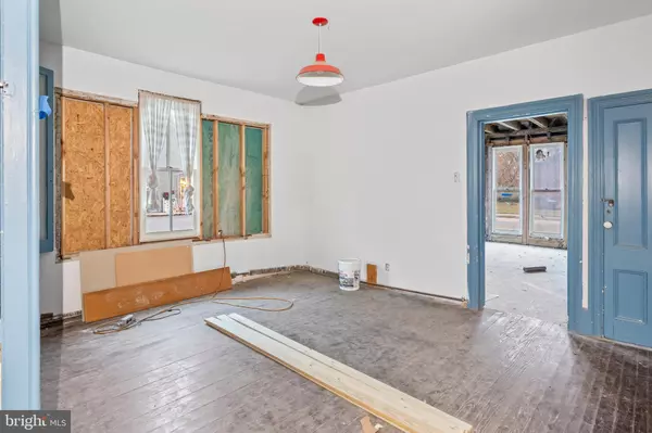 Townsend, DE 19734,412 MAIN ST