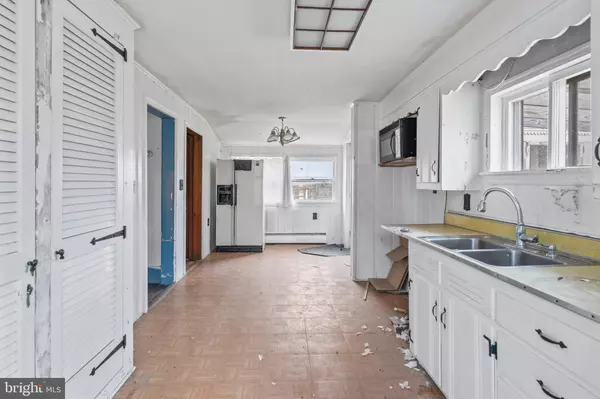 Townsend, DE 19734,412 MAIN ST