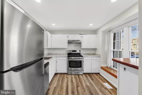 Centreville, VA 20120,14467 FOUR CHIMNEY DR