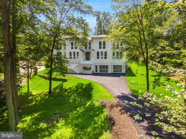 Mclean, VA 22102,8757 A BROOK RD