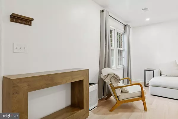 Stafford, VA 22554,5 EVERGREEN LN