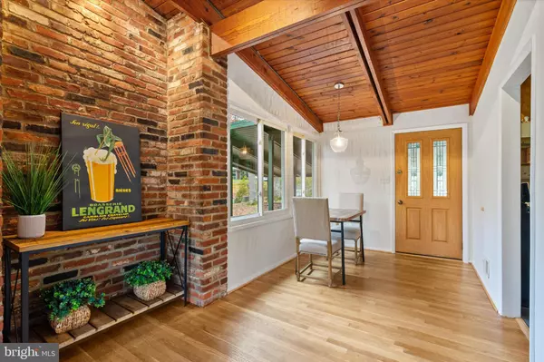 Falls Church, VA 22042,3400 HARTWELL CT