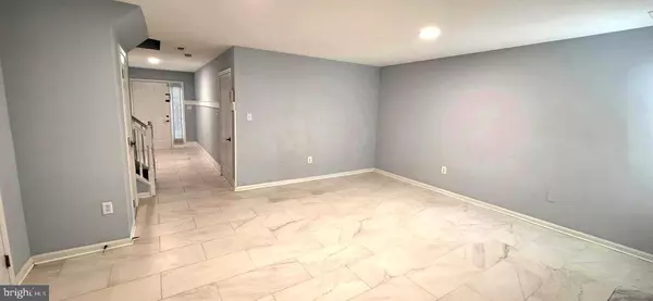 Ashburn, VA 20147,43183 GLENELDER TER