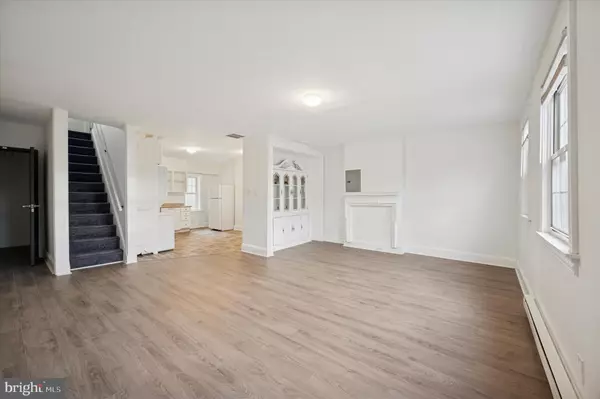 4645 UMBRIA ST #3, Philadelphia, PA 19127