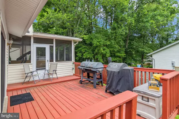 Springfield, VA 22153,8916 ARLEY DR