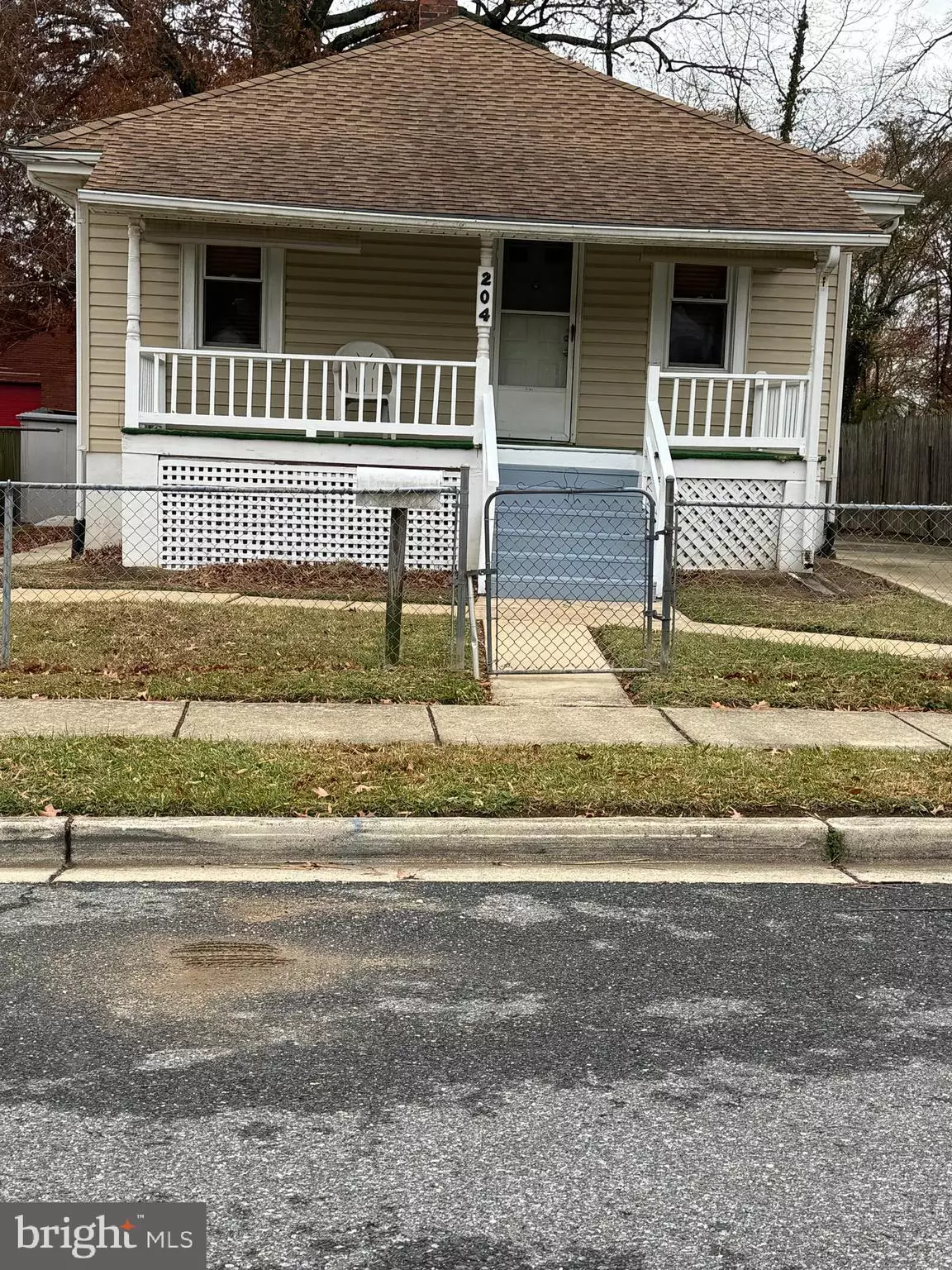 Capitol Heights, MD 20743,204 68TH PL