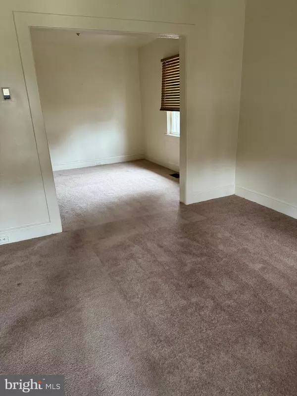 Capitol Heights, MD 20743,204 68TH PL