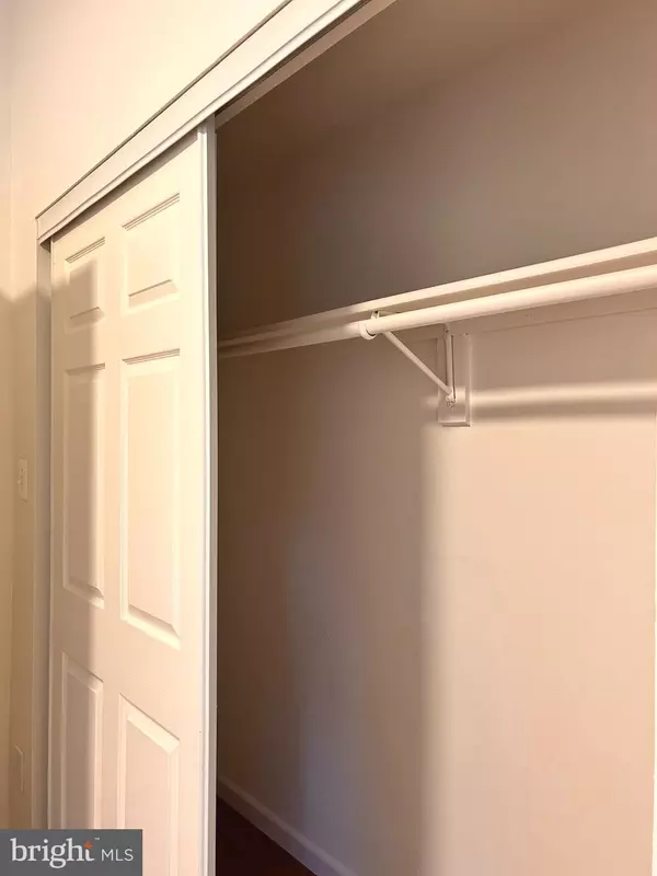 Gaithersburg, MD 20879,18508 BOYSENBERRY DR #176-106