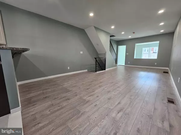 Philadelphia, PA 19141,1963 W SPENCER AVE