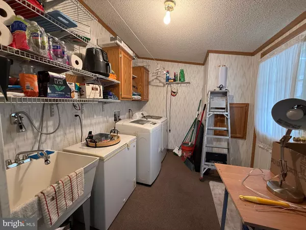 Buena, NJ 08310,141 COUNTRY LANE