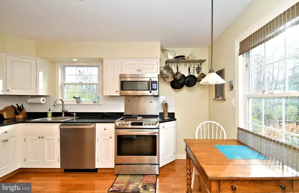 Ambler, PA 19002,3404 IROQUOIS WAY