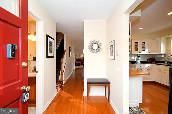 Ambler, PA 19002,3404 IROQUOIS WAY