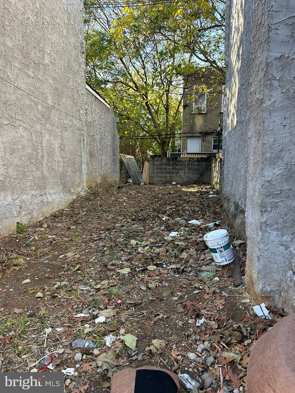 Philadelphia, PA 19146,1528 S LECOUNT ST