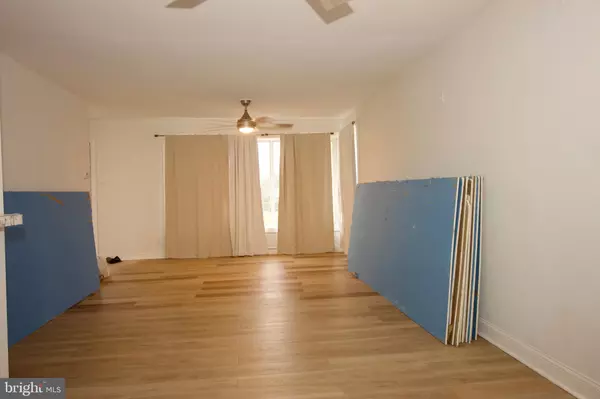 Philadelphia, PA 19115,1500 CRESWOOD RD