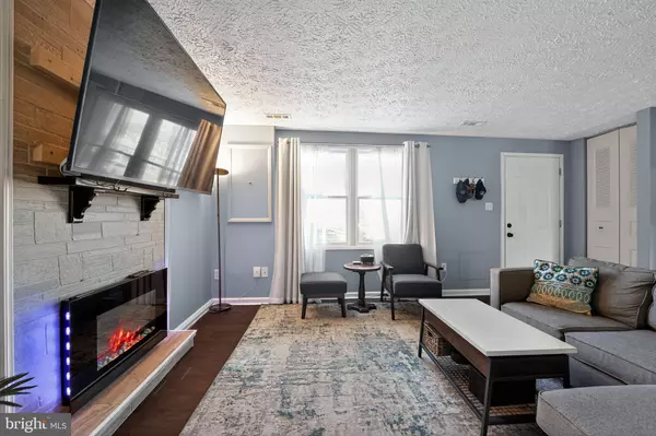 Frederick, MD 21702,213 DEERVALLEY DR