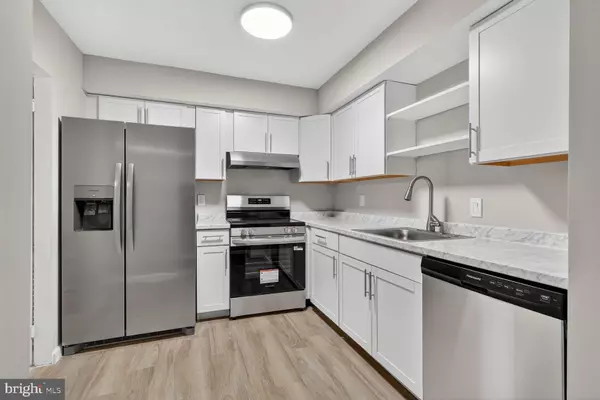 Hyattsville, MD 20783,9200 EDWARDS WAY #811