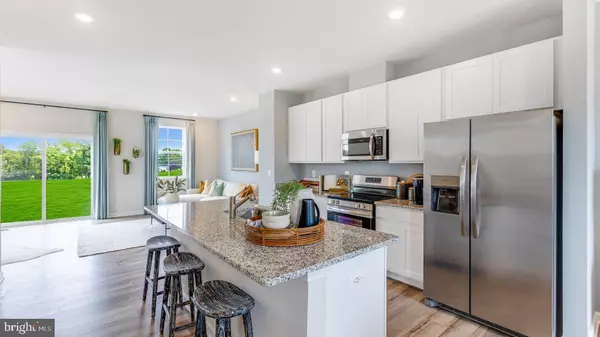 172 GRAY SILVER RD, Inwood, WV 25428