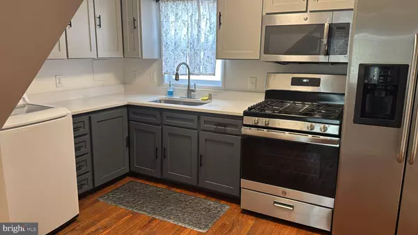 Manassas Park, VA 20111,104 TRAVIS ST