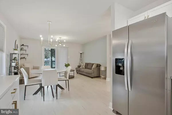 Pasadena, MD 21122,267 LAKE RIVIERA RD