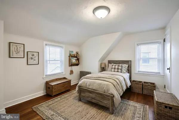 York, PA 17404,1562 STANTON ST