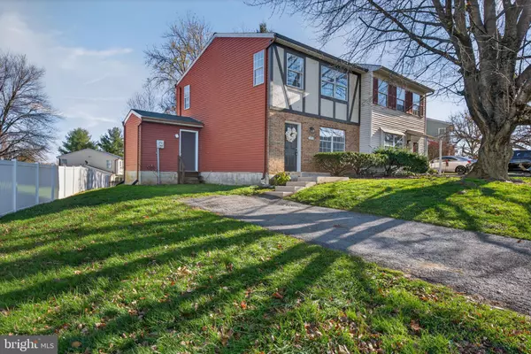 Lancaster, PA 17603,1077 MONTICELLO LN