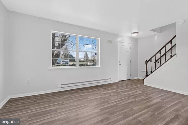 Lancaster, PA 17603,1077 MONTICELLO LN