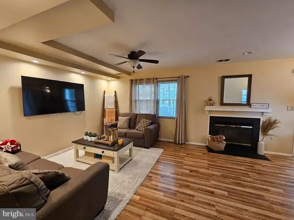 Bordentown, NJ 08505,17 EXETER CT