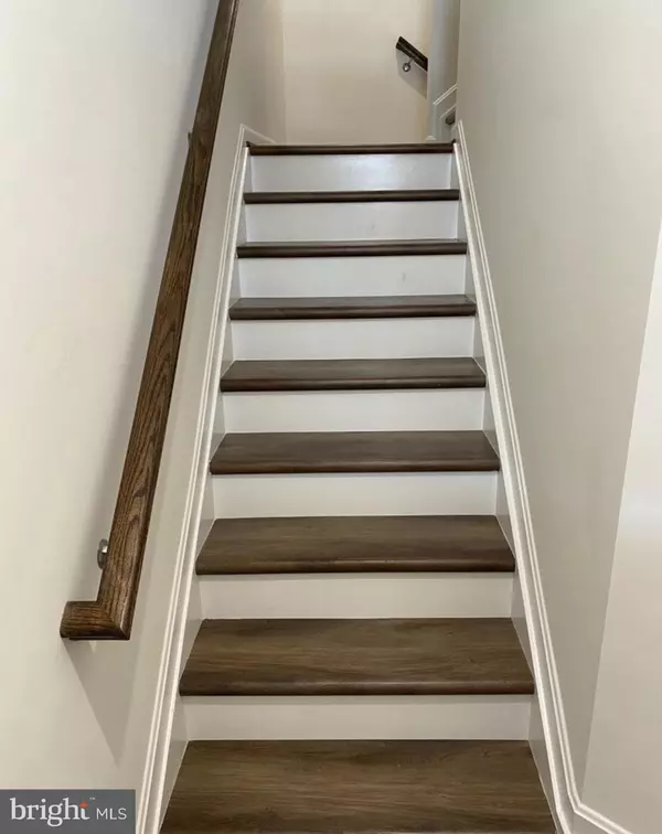 Glen Burnie, MD 21061,207 JENKINS WAY