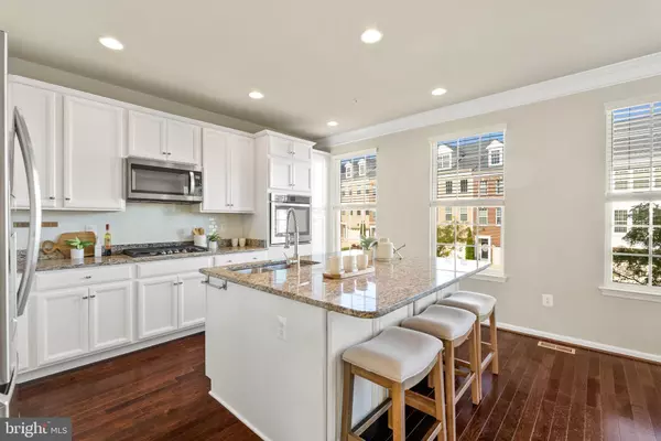 Upper Marlboro, MD 20772,4208 WOODSPRING LN