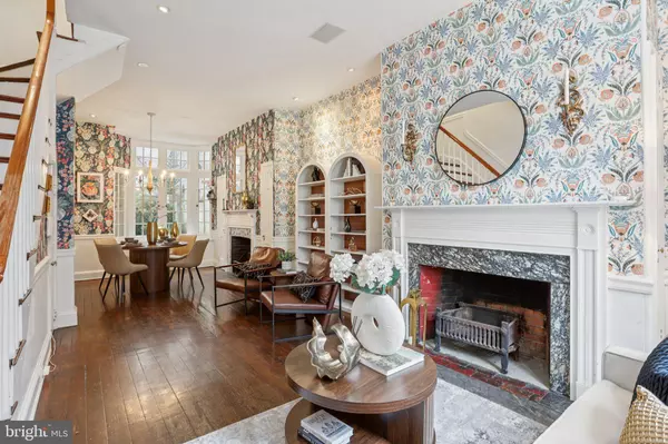 Philadelphia, PA 19107,323 S CAMAC ST