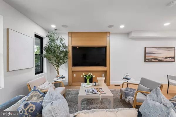 Washington, DC 20003,515 KENTUCKY AVE SE