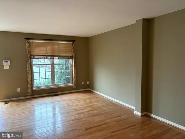 Bristow, VA 20136,8831 HOWLAND PL