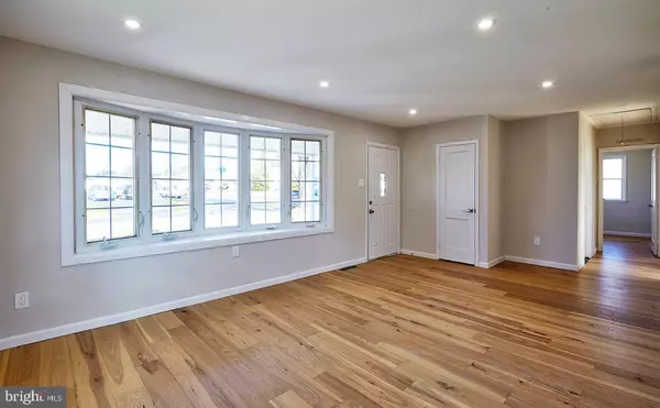 Bensalem, PA 19020,2727 BERWYN RD