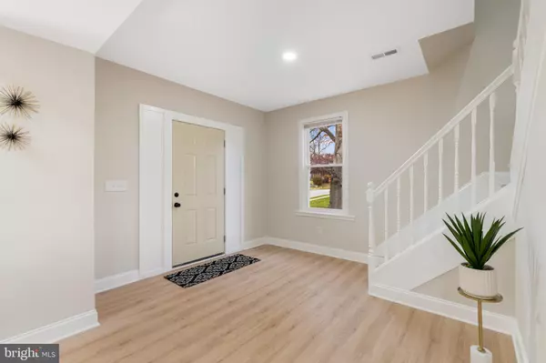 Baltimore, MD 21215,2905 WHITNEY AVE