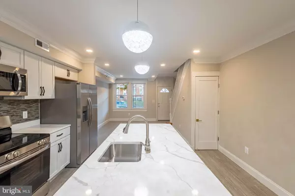 Baltimore, MD 21213,2846 LAKE AVE