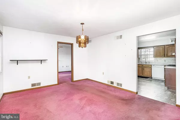 York, PA 17404,966 CHURCH RD