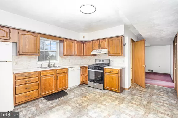 York, PA 17404,966 CHURCH RD