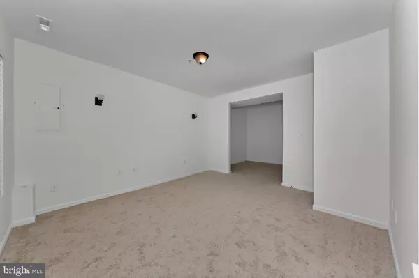 Washington, DC 20020,2409 BRYAN PL SE