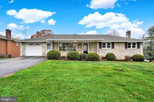 250 N MAIN ST, York, PA 17408