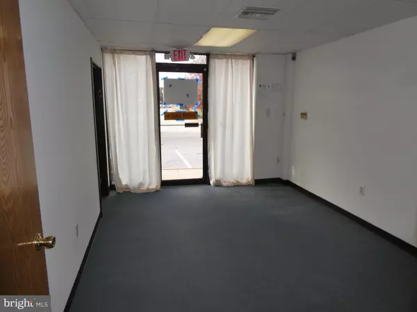 West Berlin, NJ 08091,575 N ROUTE 73 #A5