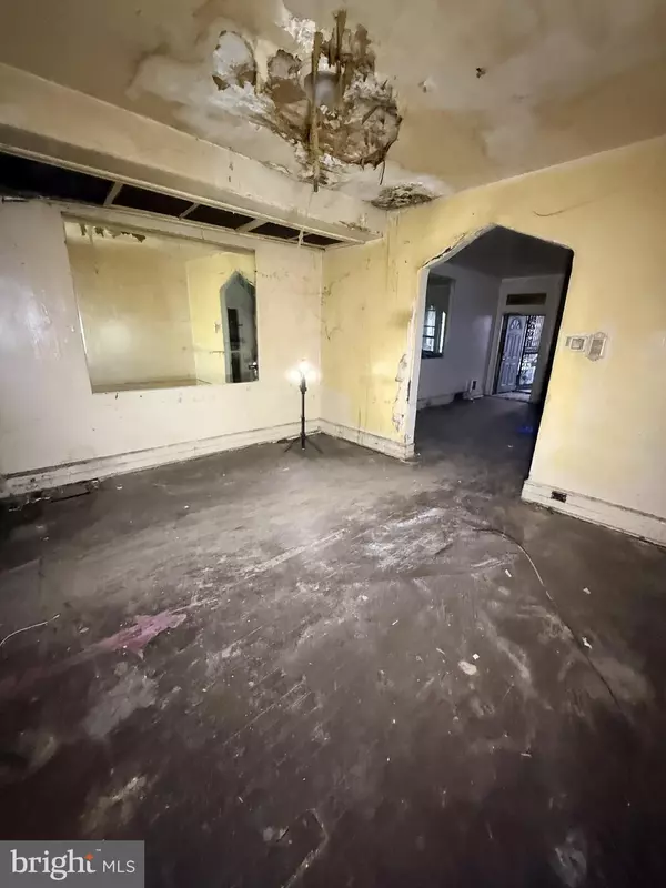 Philadelphia, PA 19140,3439 N 16TH ST N