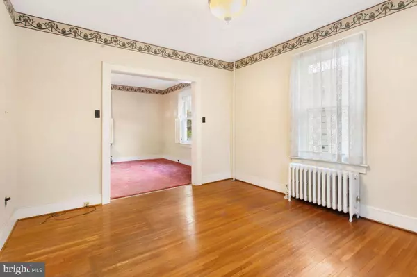 Hanover, PA 17331,1215 E WALNUT ST