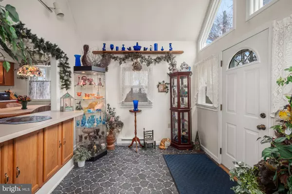 Mertztown, PA 19539,6 TINA LN