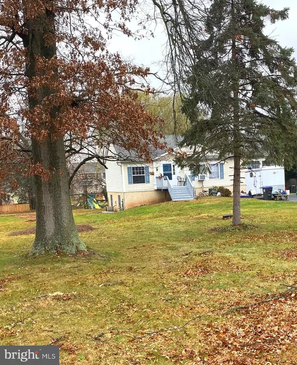 Trappe, PA 19426,4 CENTER AVE