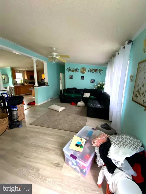 Trappe, PA 19426,4 CENTER AVE