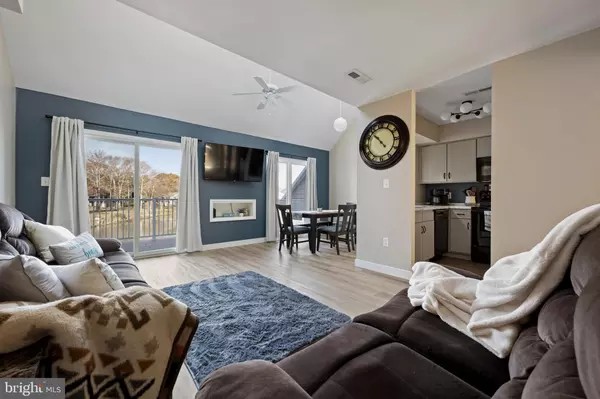 20852 SPRING LAKE DR #405, Rehoboth Beach, DE 19971