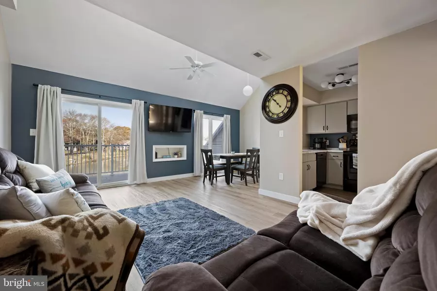 20852 SPRING LAKE DR #405, Rehoboth Beach, DE 19971