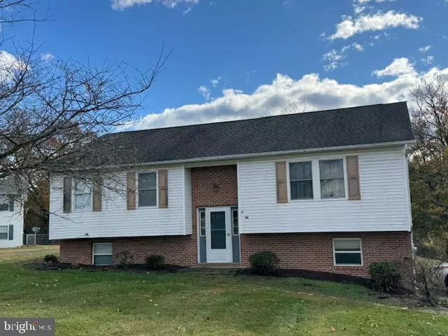 Martinsburg, WV 25405,36 ARBUTUS LN