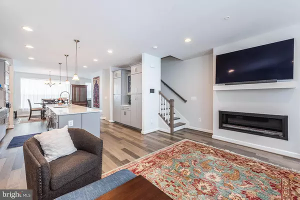 Oxon Hill, MD 20745,615 SKIFF WAY