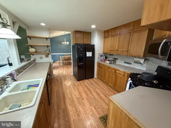 Linden, VA 22642,521 NORTHERN SPY DR